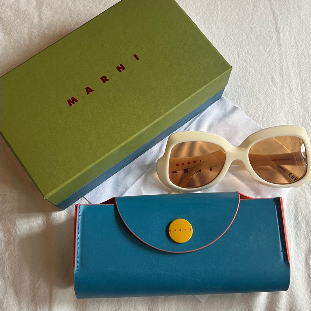Marni Quelyfish Cream KHO 54